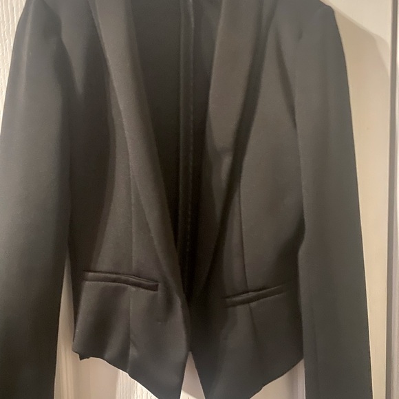 Black fitted blazer - Picture 2 of 3